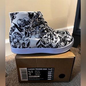 NOBULL canvas trainer high size 8